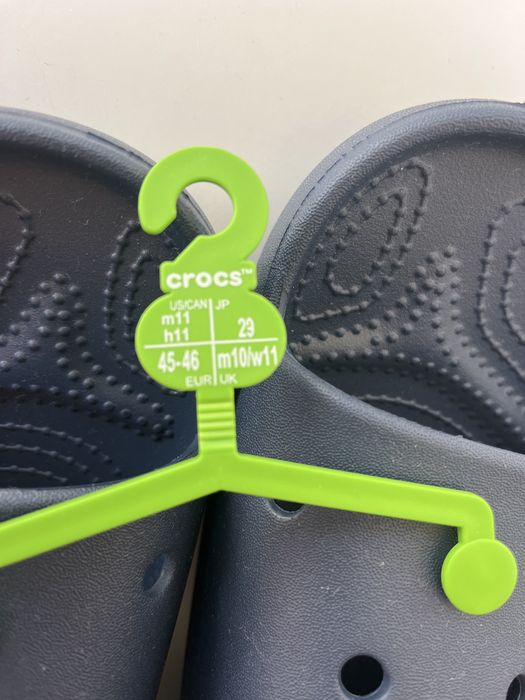 Продам оригінальні шльопанці crocs