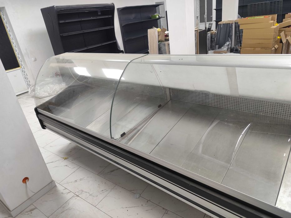 Холодильна вітрина