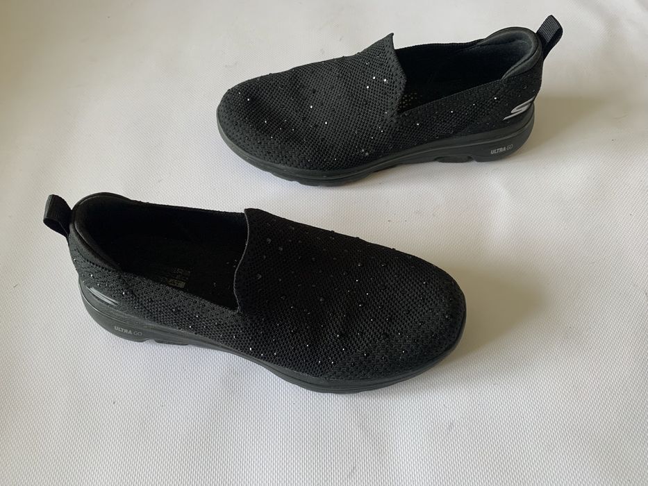 Мокасини skechers ultra go р.39 чорні зі стразами кросівки тапочки балетки туфлі жіночі