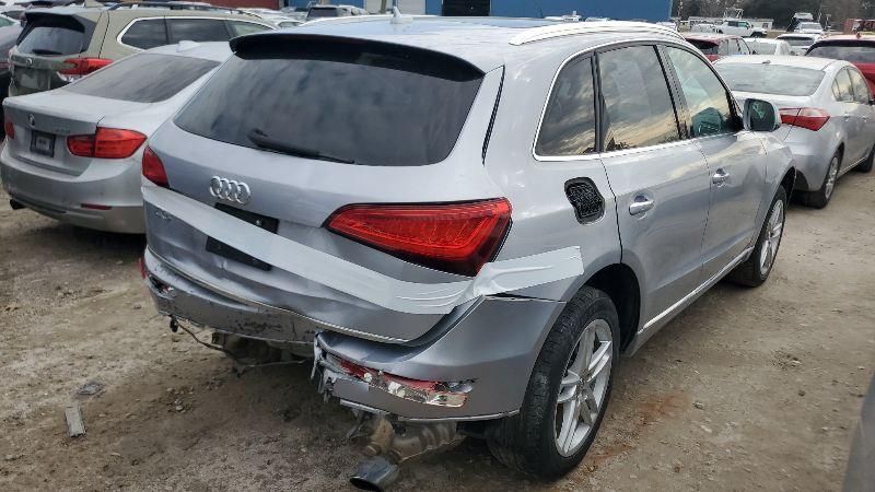 Продам СВОЮ Audi Q5 2.0 бенз 2015год 137 тыс км. Premium Plus