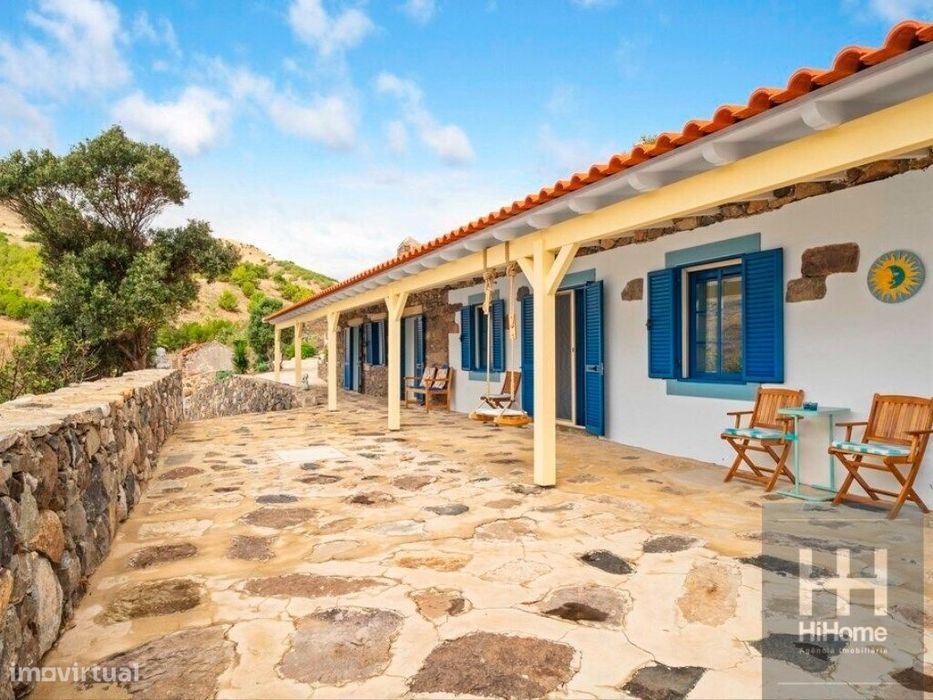 Um Refúgio Exclusivo no Coração da Natureza - Porto Santo