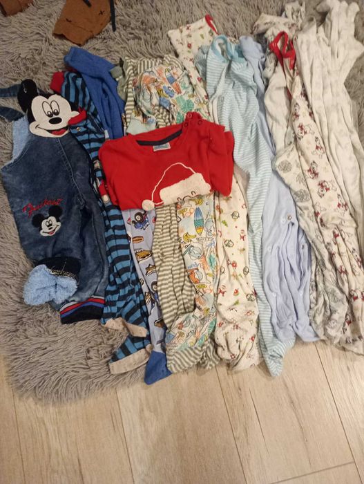 Pajace , spodnie i sweter