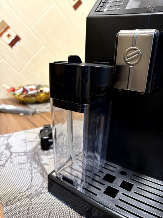 Кавовий апарат Saeco Minuto