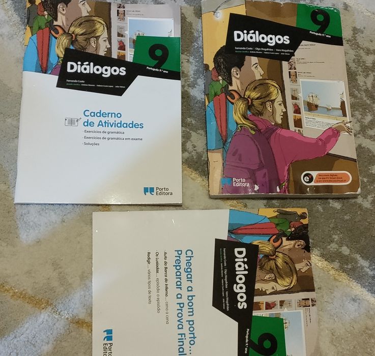 Livros escolares 9 ano