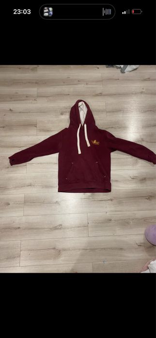 bluza bordowa z nadrukiem wzorem