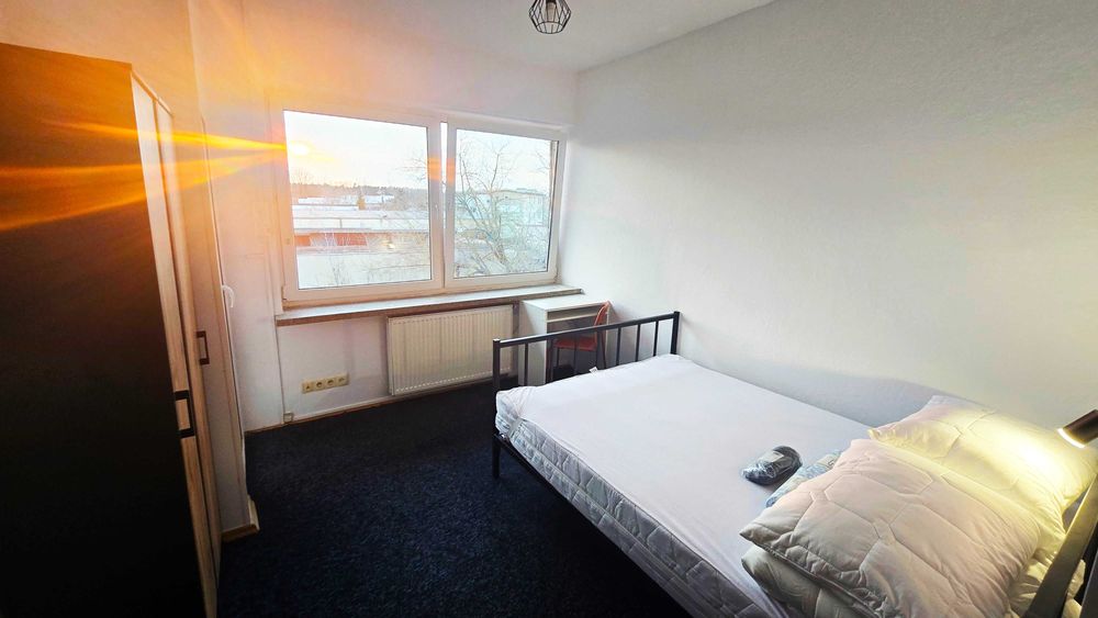 Pokoj Хостел район Rembertow Praga Wlochy. Hostel - 2-3-4 местные. 250 неделя