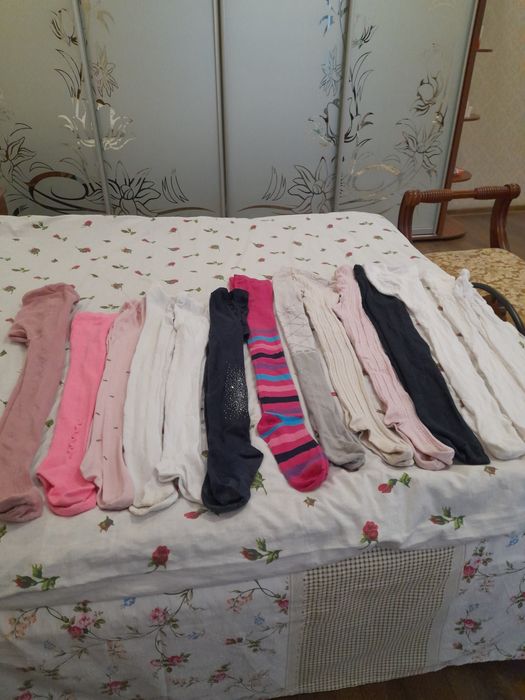 Наколінники нові  та колготки ячі