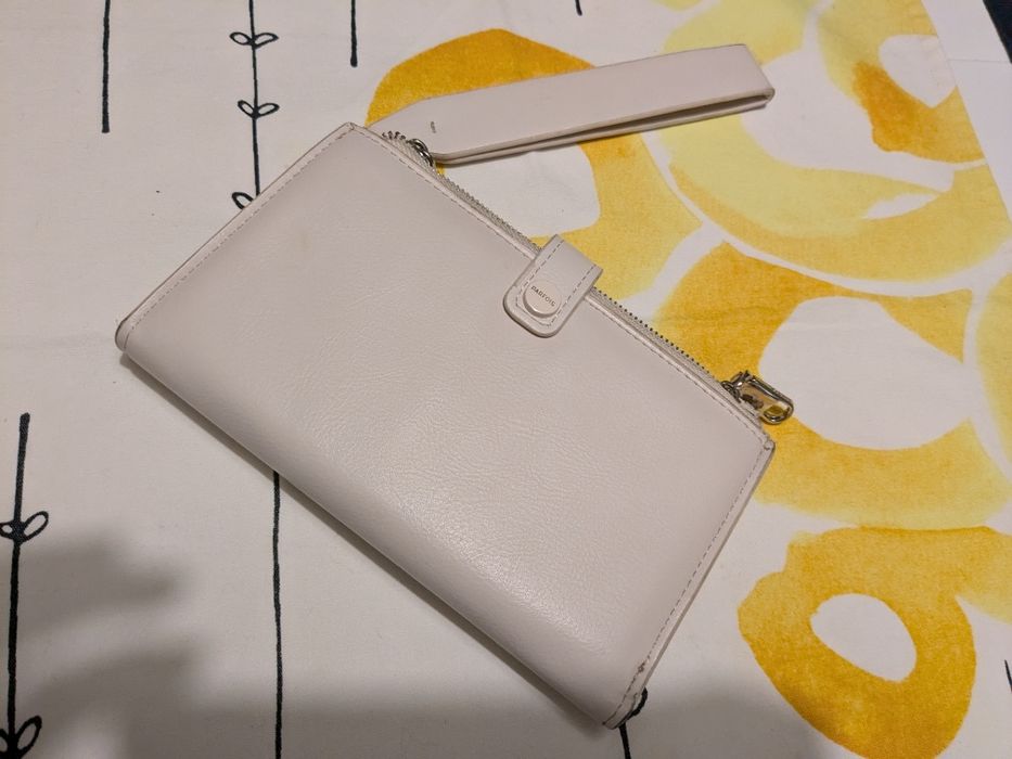 Carteira Parfois beje - Usada