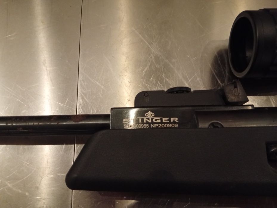 Stinger - Espingarda de Recreação Ar comprimido