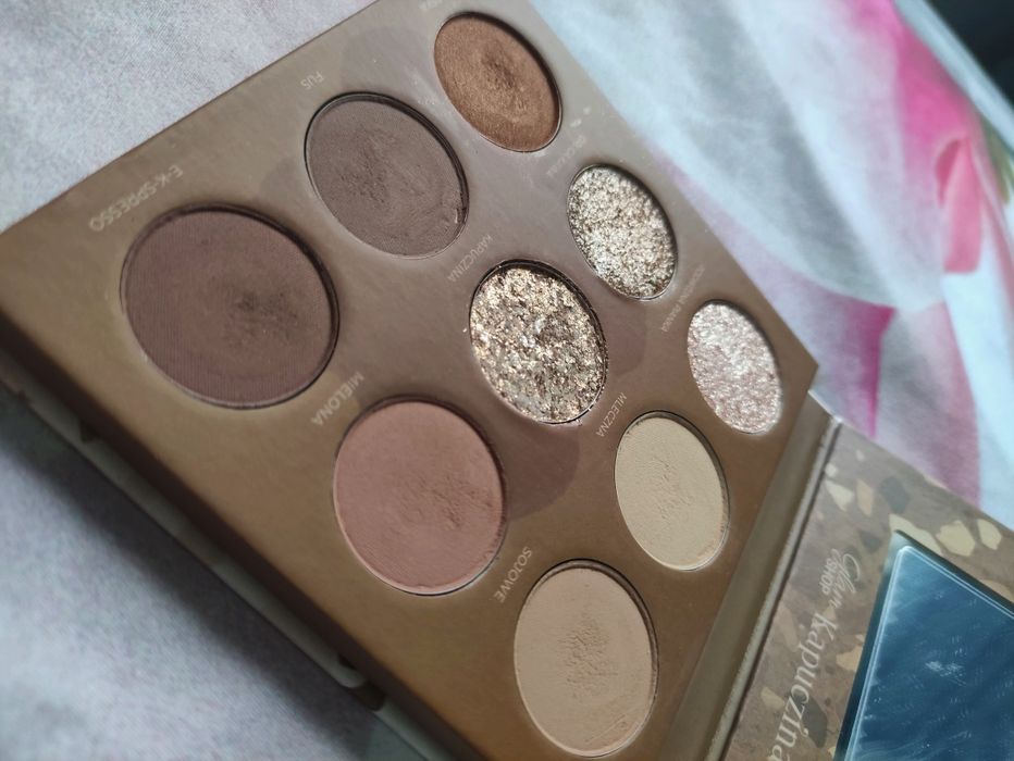 Paleta cieni do powiek "Kapuczina" z Glam Shop