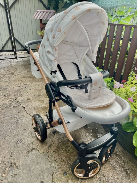 Продаю дитячу каляску