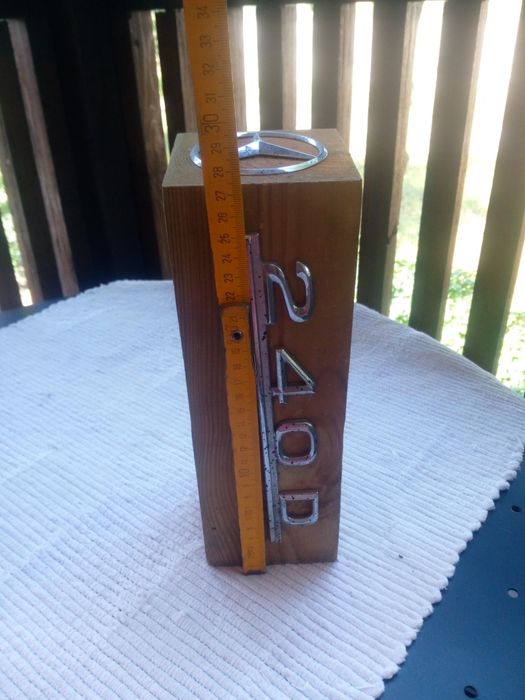 Przycisk do papieru kartek dla fana