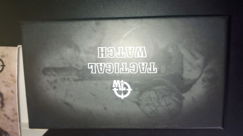 Часы тактические