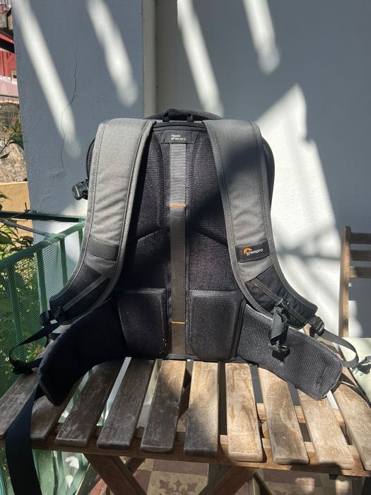 Mochila Lowepro Flipside BP 400 AW III
