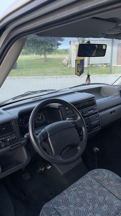 Продам ,Бус Т4 1,9 д пасажир .