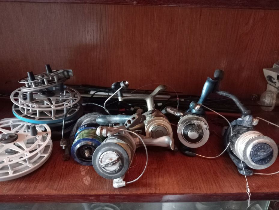 Продам рыбацкие снасти.