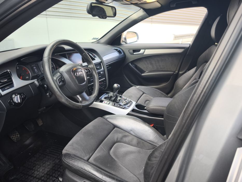 Audi a4b8  2.0 TDI
