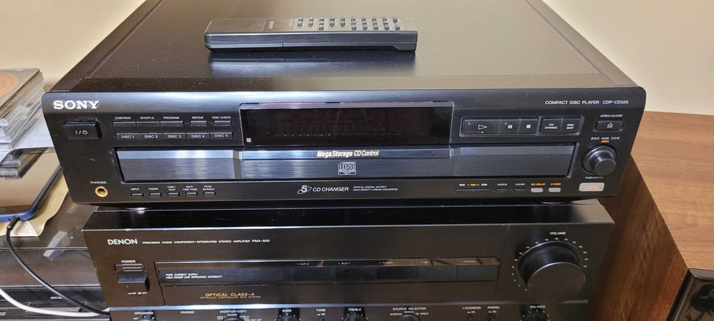 Sony CDP-CE525 CD  odtwarzacz  zmieniarka dużo funkcji. wysoki model