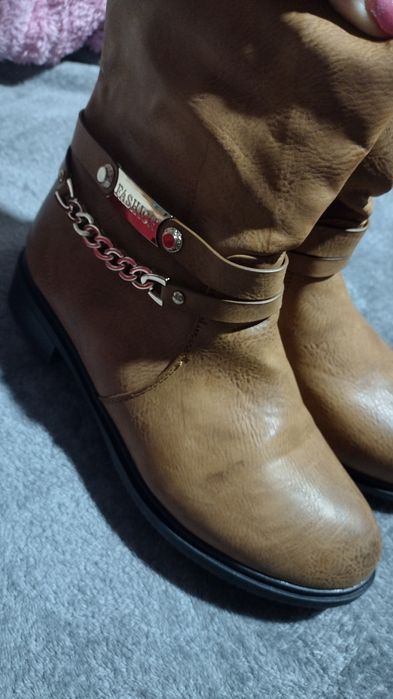 Buty damskie 36 botki