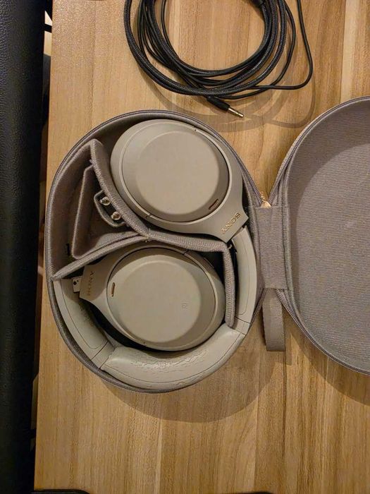 Auscultadores Sony WH-1000XM4