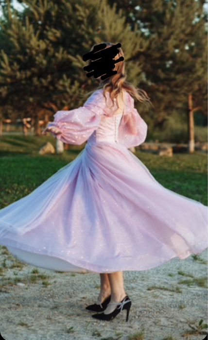 Продам випускну сукню