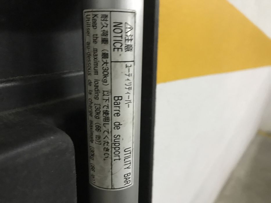 Toyota yaris verso chapeleira completa e grelhas  yaris