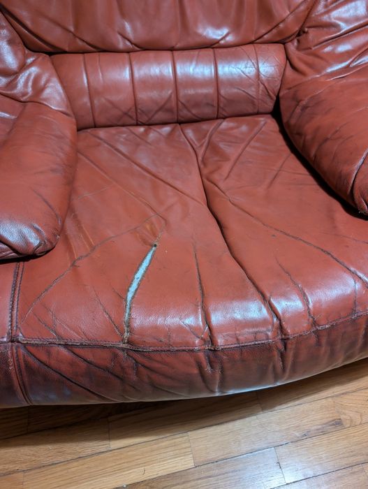 Sofá individual de couro