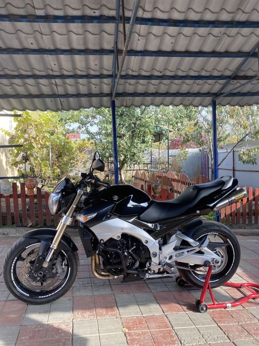 Продам Suzuki GSR 600 2009 року
