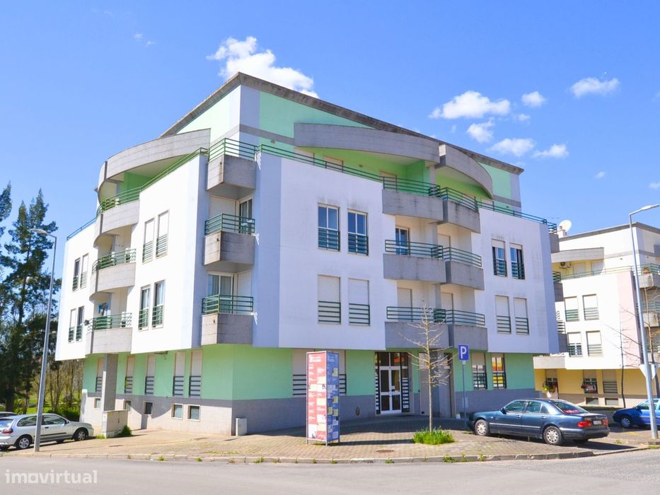 Apartamento T3 com varandas