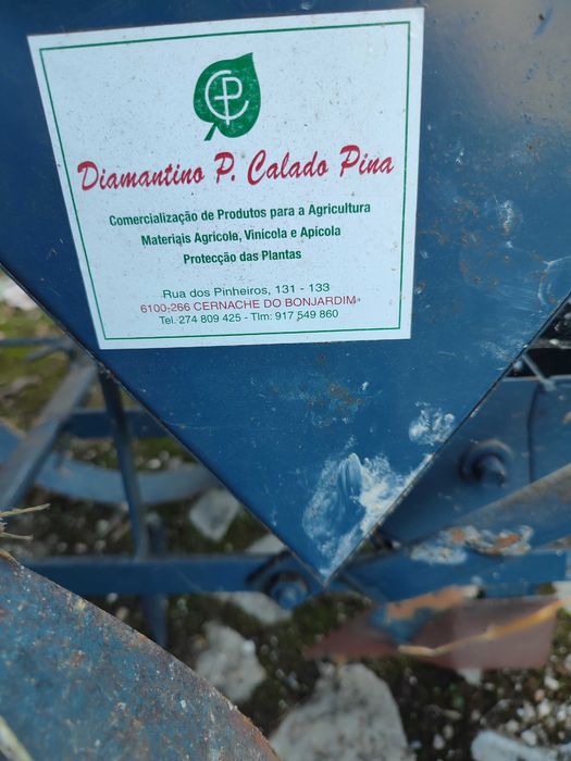 Semeadora Manual de Empurrar - Ferramenta Agrícola Antiga - Sem Uso