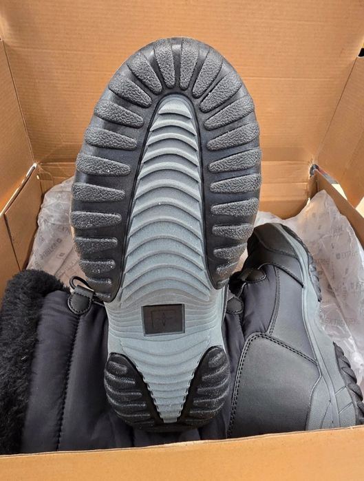 Nowe Śniegowce Mountain Warehouse r. 37, dł. wkładki 23,5 cm