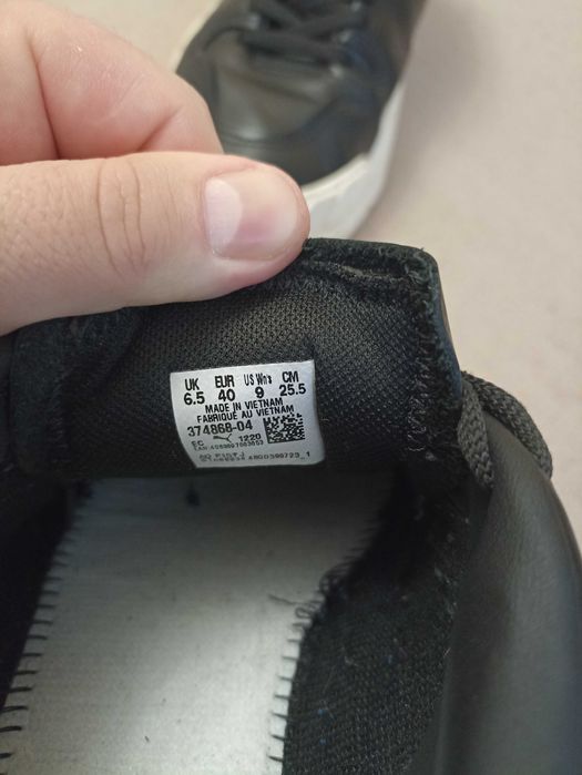 Кросівки Puma 40 25,5см як нові