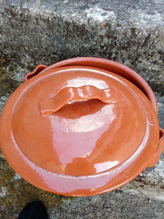 Tacho de barro. Antigo.64584840322306120