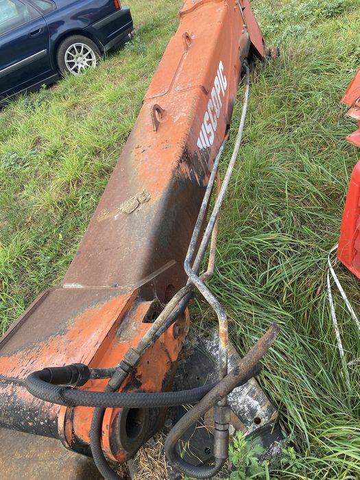 Manitou ramię teleskopowe karetka siłownik