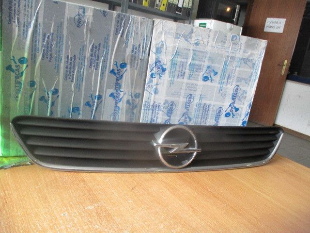 Grelha do Pára-Choques da Frente OPEL Astra G Sedan (F69_)