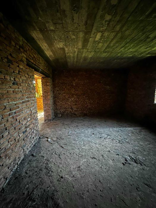 Продається недобудова в смт. Тересва