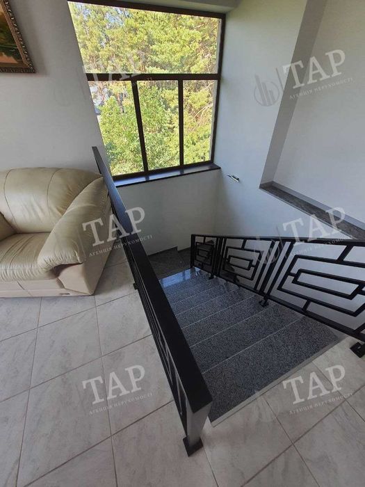 Без % риелтору. Продам 2-х этажный дом с. Артюховка, Змиевской район.