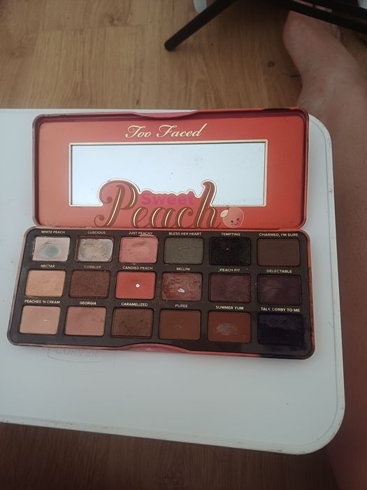 paleta too facet peach