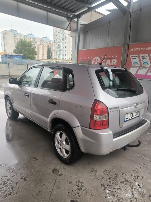 Продам Хюндай Тюксон 2.0 TDI 4WD