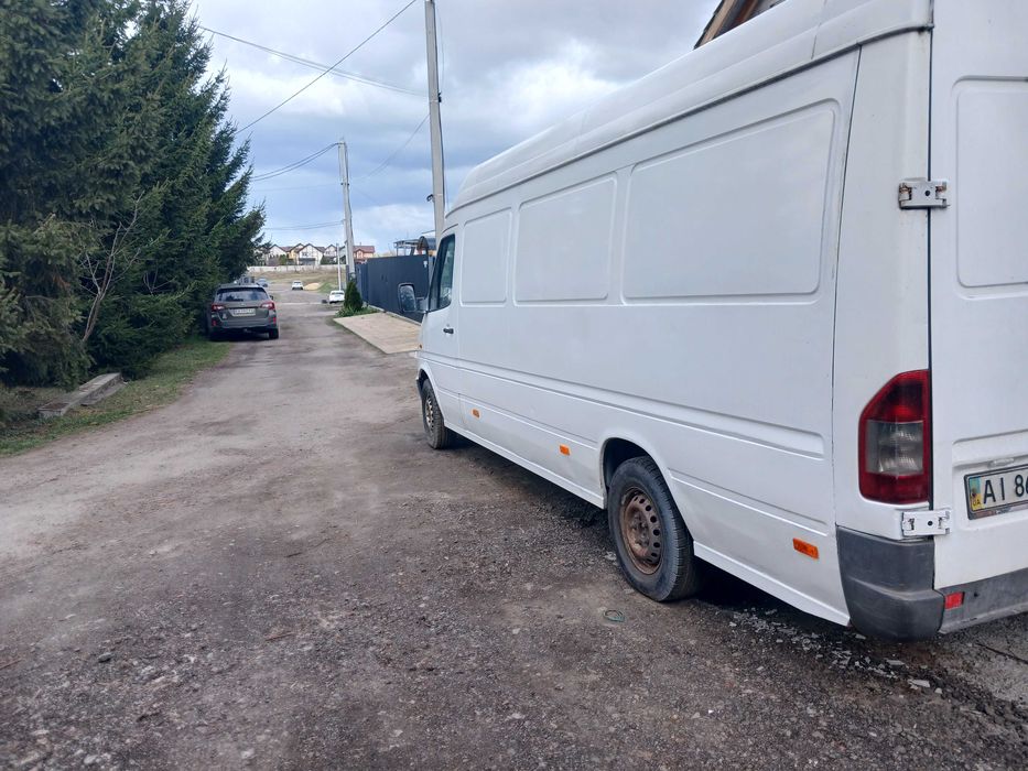 Мерседес спрінтер