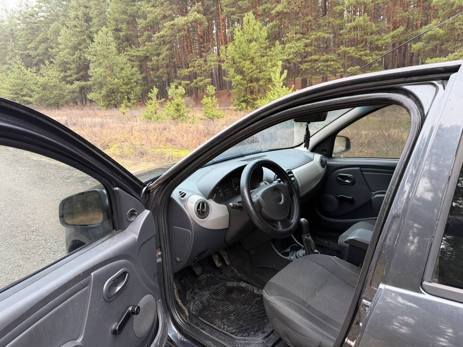Продам Dacia Sandero
