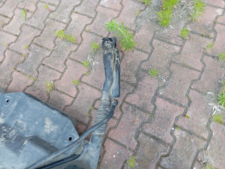 Zbiornik bak paliwa Trafic Vivaro 1,9 CDTI DTI Diesel Kompletny