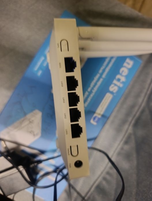 Роутер NETIS WF2409E