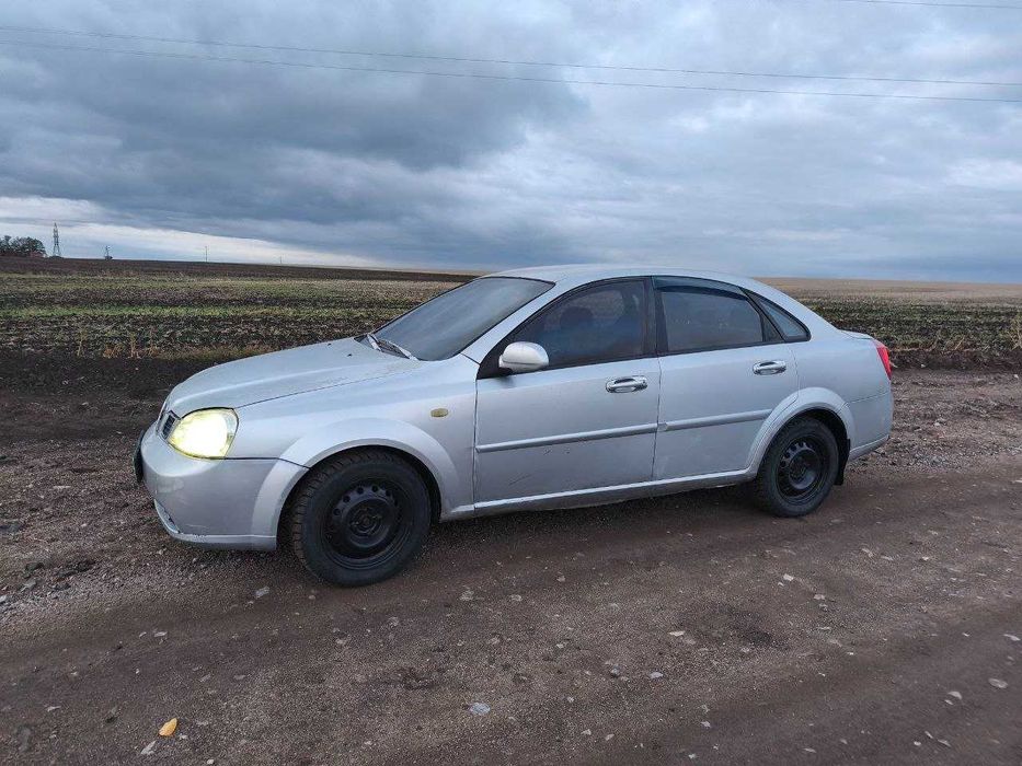 Продам легкове авто Chevrolet Lacetti
