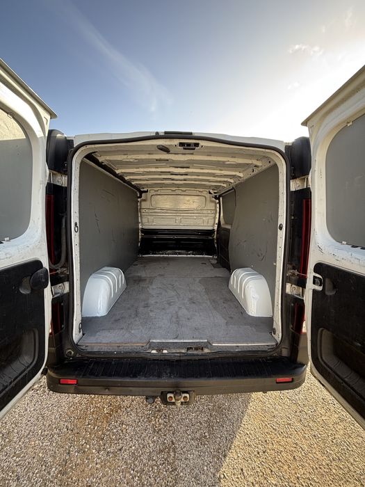 Renault Trafic longa 3 lugares