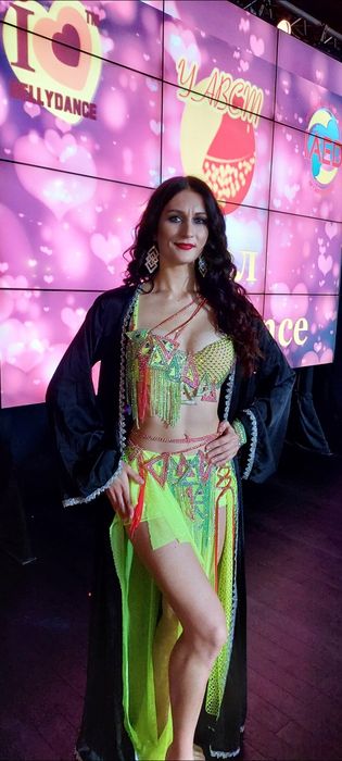 Східні танці онлайн