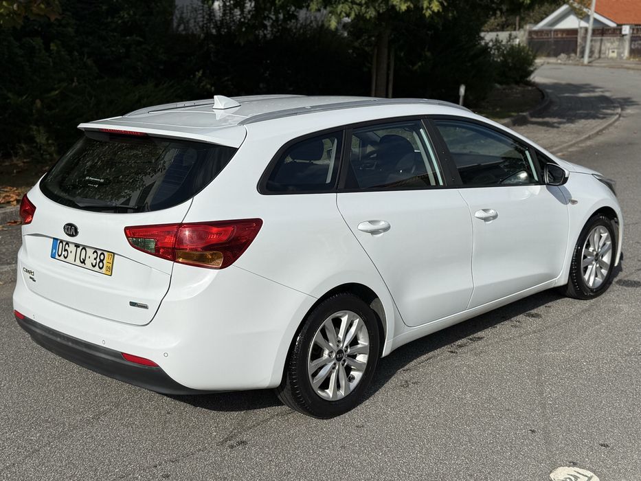 Kia Ceed SW 2017 - 1.6Crdi