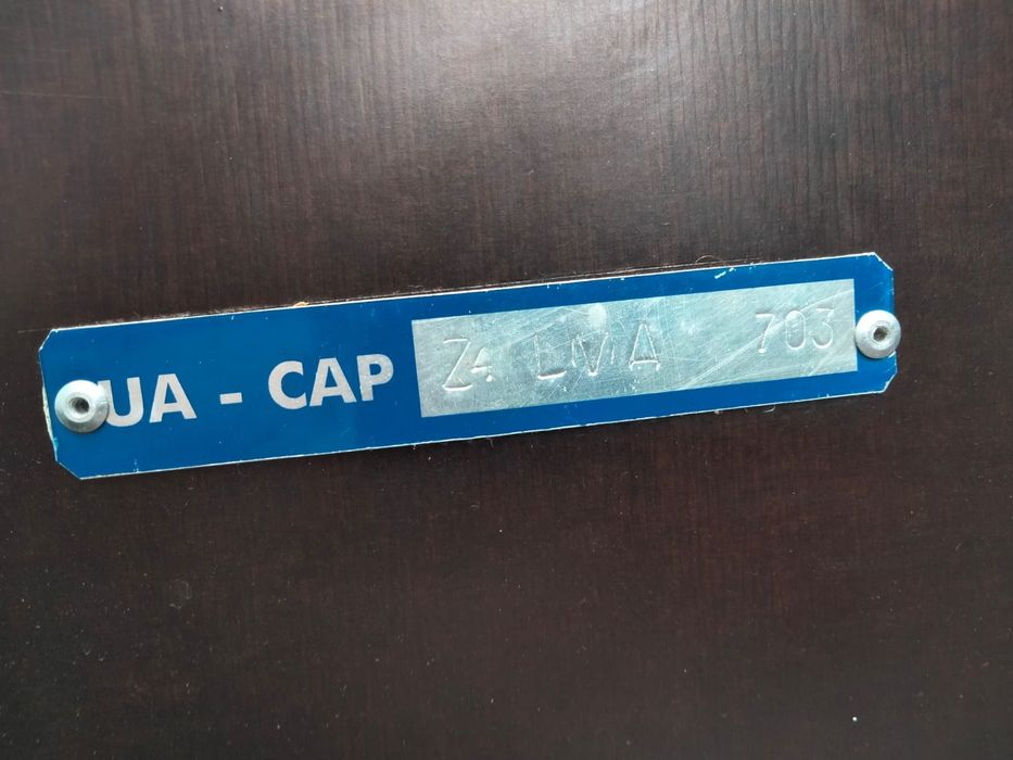 Човен пвх кільовий Captain Hunter CAP-330 надувний б/в бу лодка килевая надувная