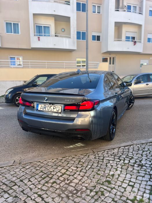 BMW 520e Pack M Híbrido Plug-in 84.000 km Fibra Carbono +Indução