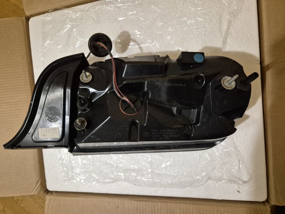 Задні ліхтарі, стопи Ford Mustang 14-17